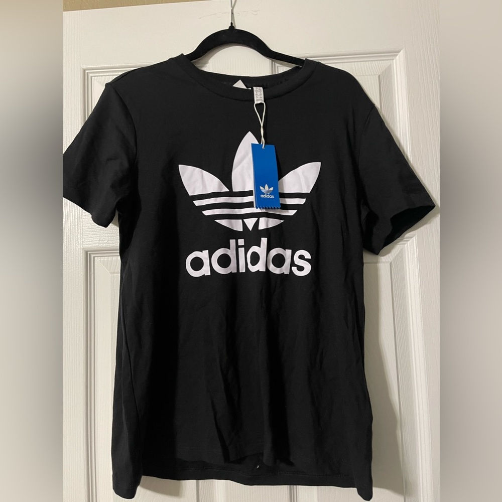 Adidas women’s T-shirt